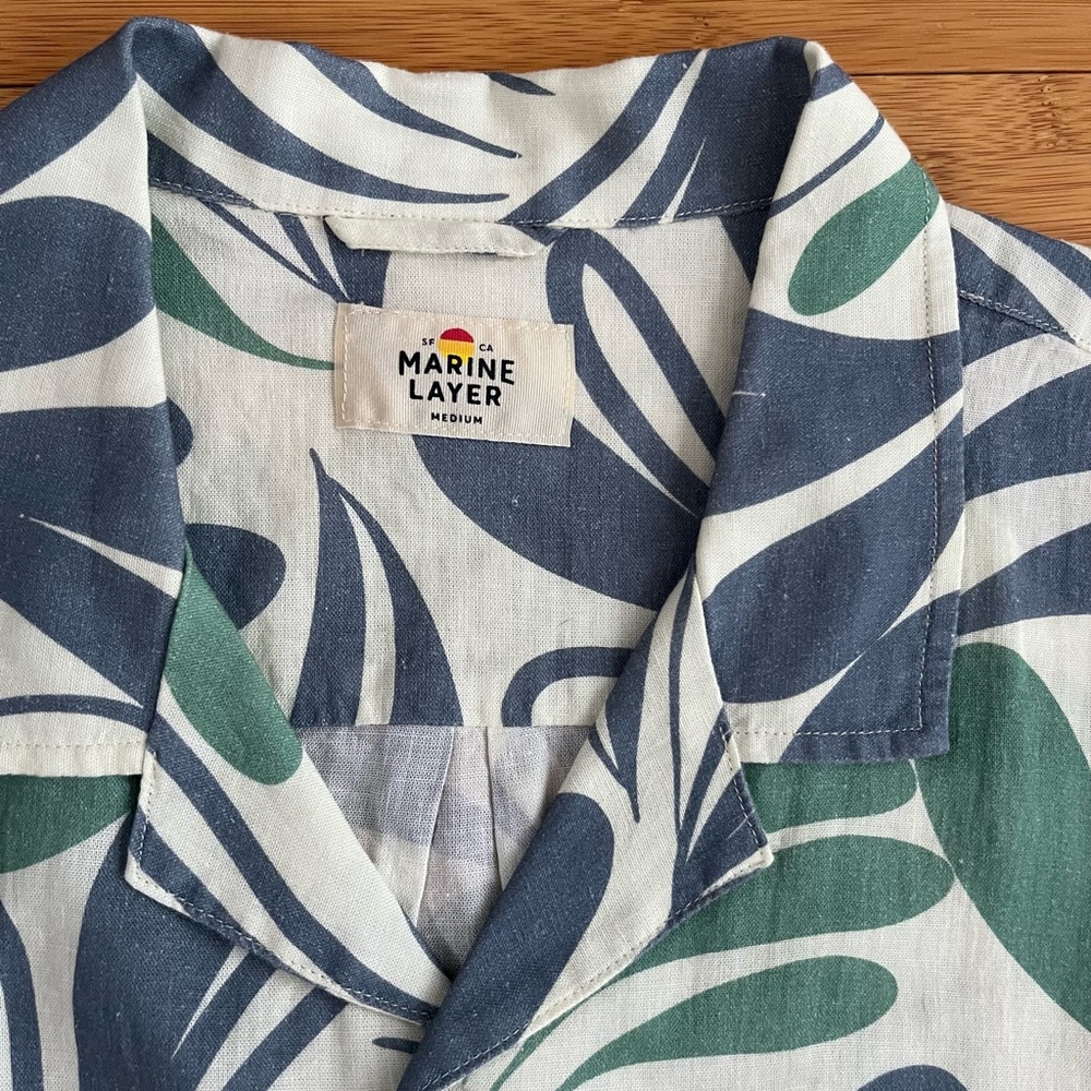 Marine Layer Resort Short Sleeve Linen Blend Floral leaf shirt EUC